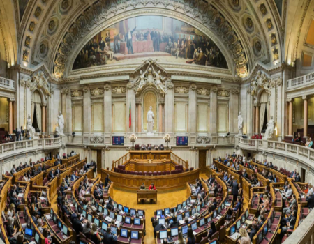 Orçamento Suplementar discutido hoje