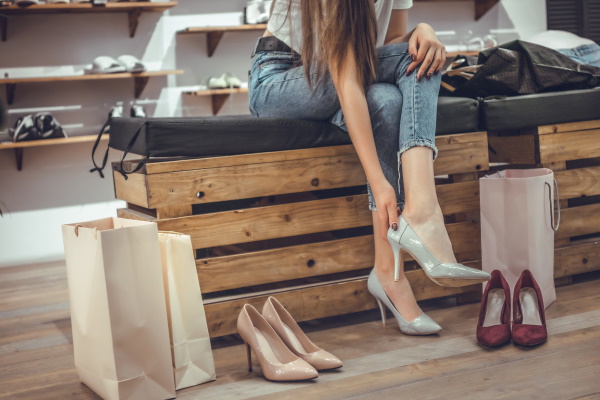 Consumo de calçado aumenta este ano, mas normalidade chega apenas em 2023