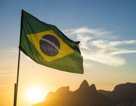 Brasil arrebita no exterior e reivindica “proteção” aos produtos asiáticos 