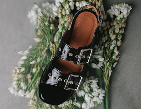   Global footwear production drops by 6%