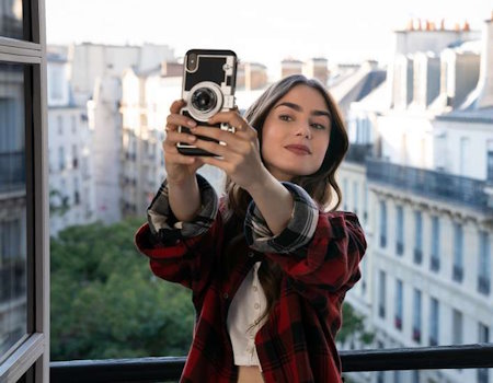 Portuguese shoes in the spotlight with Emily in Paris 